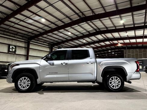 Used 2024 Toyota Tundra SR5 w/ SR5 Premium Package AWD/4WD image 8