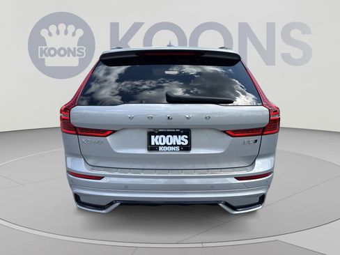 Used 2023 Volvo XC60 B5 Plus w/ Climate Package AWD/4WD image 5