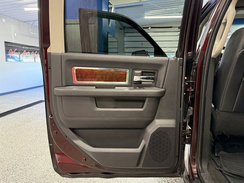Used 2012 RAM 1500 Laramie AWD/4WD image 27
