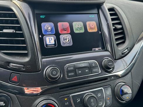 Used 2014 Chevrolet Impala LTZ image 24