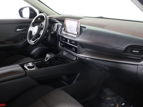 Used 2023 Nissan Rogue SV AWD/4WD image 25