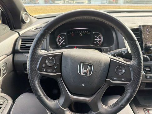 Used 2023 Honda Passport EX-L image 4