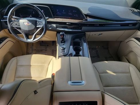 Used 2023 Cadillac Escalade ESV Premium Luxury RWD image 19