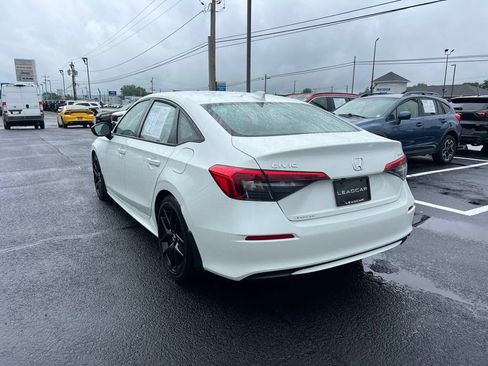 Certified 2024 Honda Civic Sport image 3