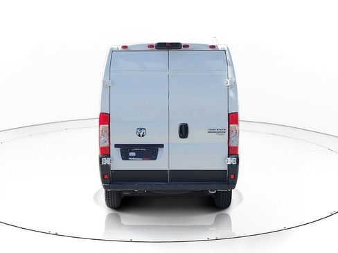 Used 2025 RAM ProMaster 2500 w/ Convenience Group FWD image 7