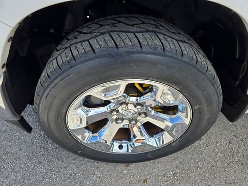 Used 2021 RAM 1500 Big Horn w/ Level 1 Safety Group RWD image 10