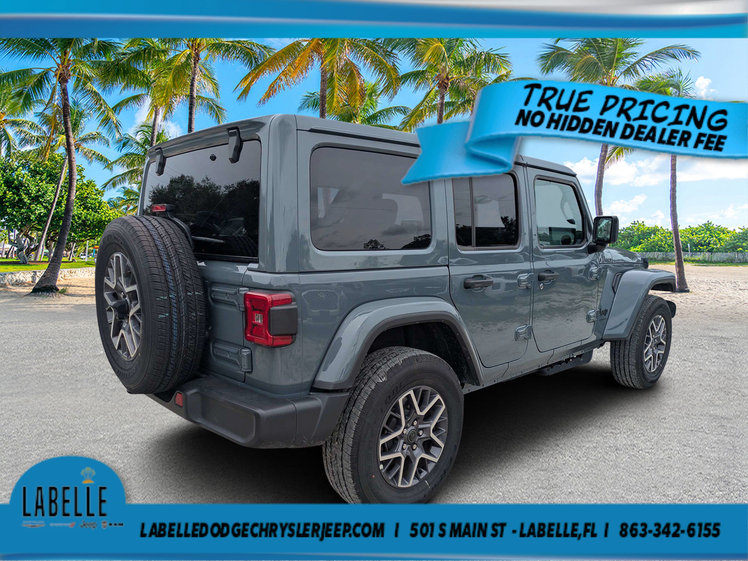Used 2026 Jeep Wrangler Unlimited Sahara AWD/4WD image 3
