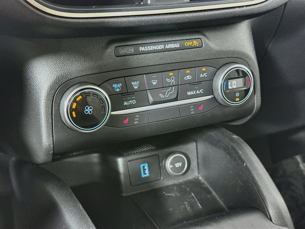 Used 2020 Ford Escape SE FWD image 18