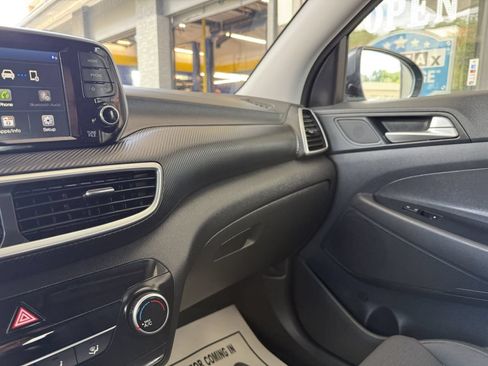 Used 2021 Hyundai Tucson SE FWD image 18
