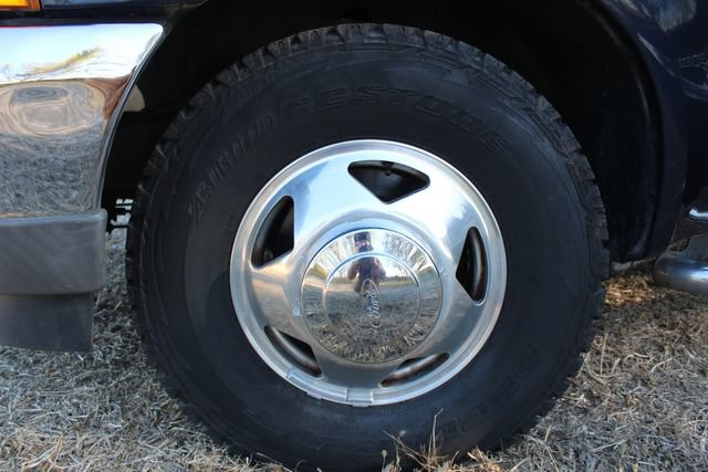 Used 2001 Ford F350 XLT RWD image 25