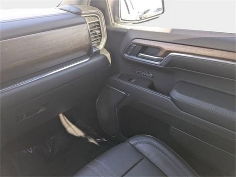 Used 2023 Chevrolet Silverado 1500 High Country w/ Technology Package image 20