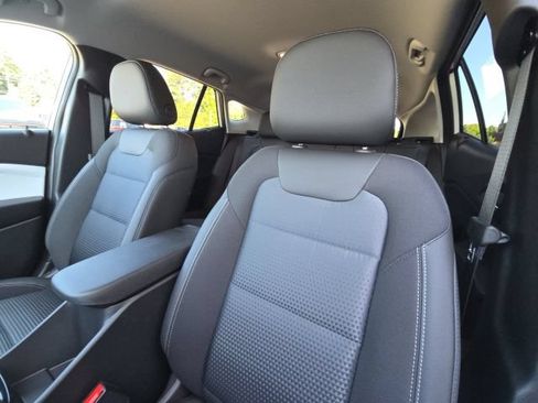 Used 2026 Chevrolet Trax LT w/ Driver Confidence Package FWD image 21