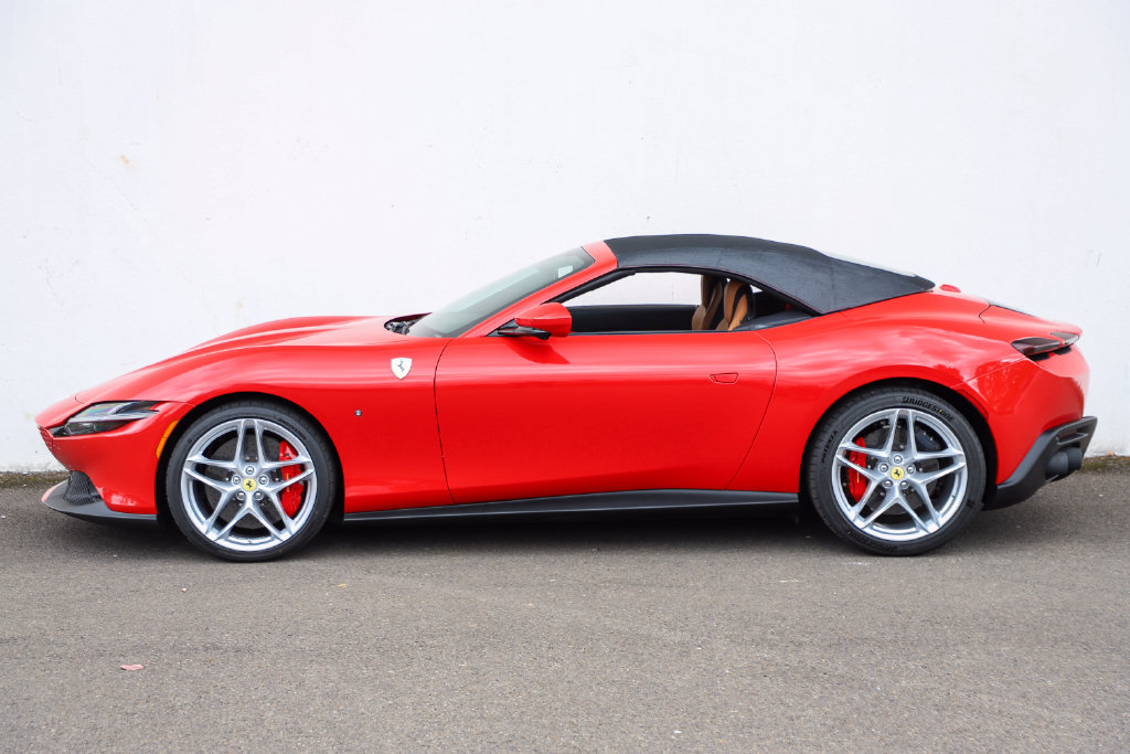 Certified 2026 Ferrari Roma Spider RWD image 28