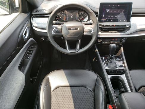 Certified 2023 Jeep Compass Latitude AWD/4WD image 16