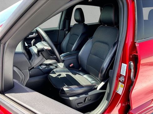 Used 2024 Ford Escape ST-Line w/ Tech Pack #1 FWD image 27