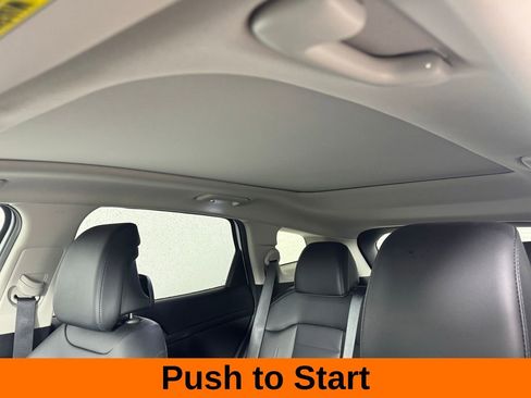 Used 2025 Kia Sportage SX image 12