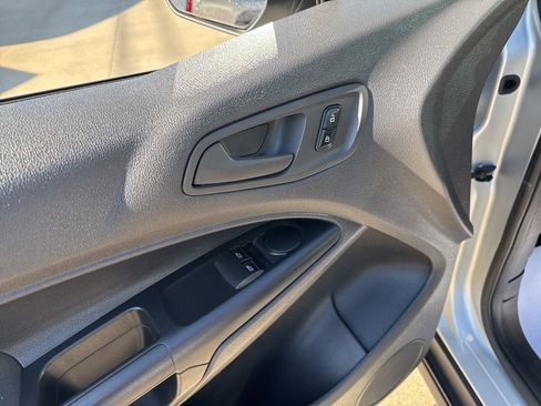 Used 2016 Ford Transit Connect XL FWD image 28