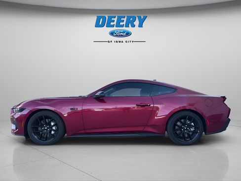 Used 2025 Ford Mustang GT Premium RWD image 14