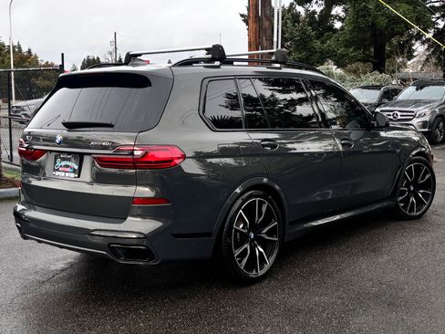 Used 2022 BMW X7 xDrive40i w/ M Sport Package image 36
