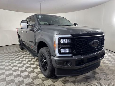 New 2026 Ford F250 Lariat w/ Black Appearance Package image 1
