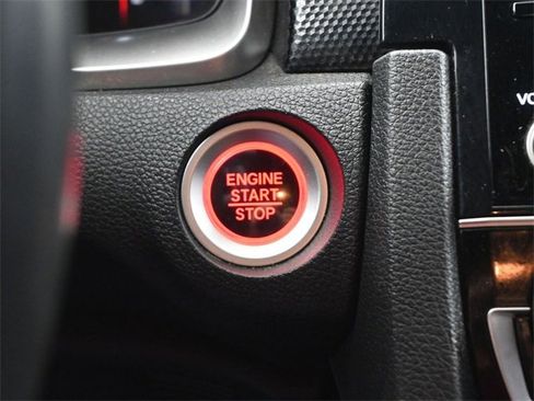 Used 2020 Honda Civic Sport image 32