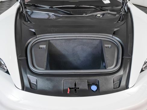 Certified 2023 Porsche Taycan GTS image 12