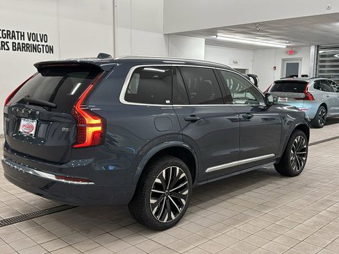 Used 2026 Volvo XC90 B5 Plus image 5