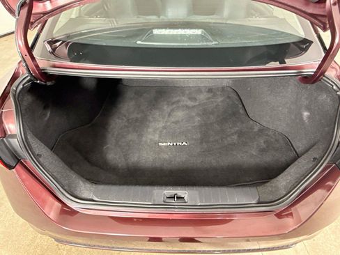 Used 2024 Nissan Sentra SV FWD image 24