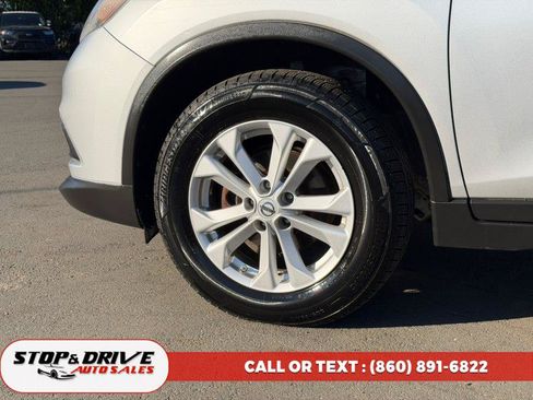 Used 2015 Nissan Rogue SV AWD/4WD image 9