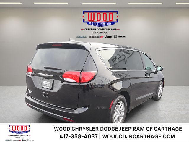 New 2026 Chrysler Voyager LX FWD image 3