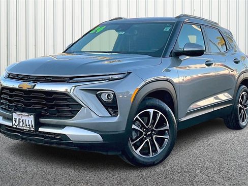 Used 2024 Chevrolet TrailBlazer LT w/ Convenience Package image 21