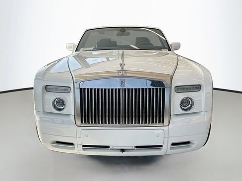 Used 2009 Rolls-Royce Phantom Drophead Coupe RWD image 6