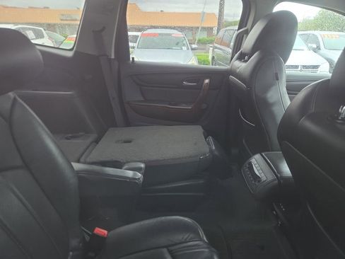 Used 2014 Chevrolet Traverse LTZ image 10