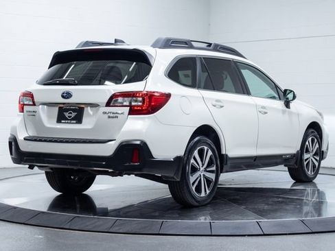 Used 2019 Subaru Outback 3.6R Limited w/ Popular Package #2 AWD/4WD image 10