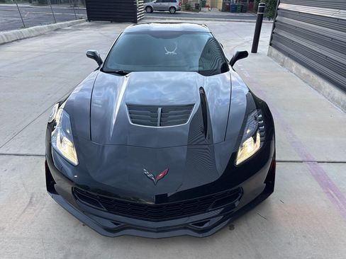 Used 2015 Chevrolet Corvette Z06 w/ 3LZ Preferred Equipment Group RWD image 29