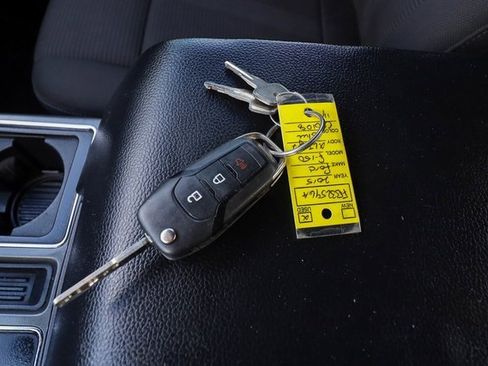 Used 2015 Ford F150 XLT w/ Equipment Group 301A Mid image 10