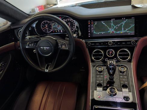 Used 2020 Bentley Continental GT AWD/4WD image 4