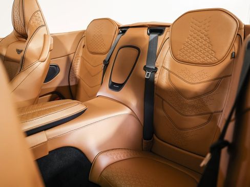 Used 2021 Aston Martin DBS Superleggera Volante image 33