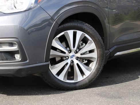 Used 2019 Subaru Ascent Touring w/ Popular Package #2A image 2