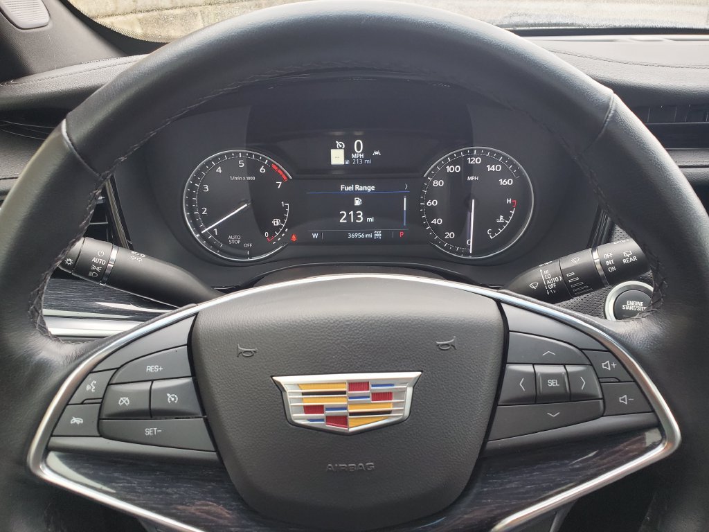 Certified 2023 Cadillac XT5 Premium Luxury w/ LPO, Floor Liner Package AWD/4WD image 21