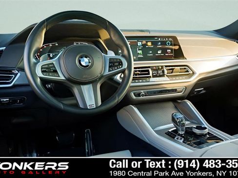 Used 2022 BMW X6 xDrive40i w/ Executive Package image 37