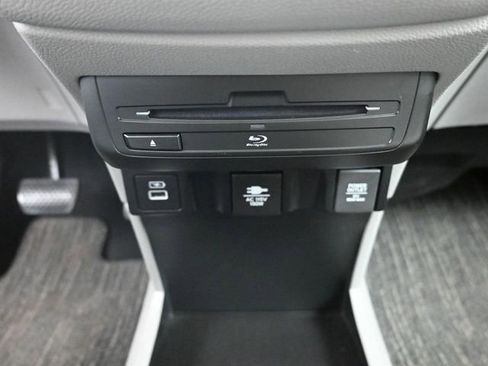 Certified 2023 Honda Odyssey Touring image 22