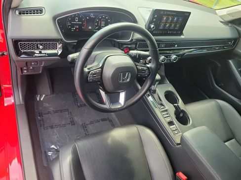 Used 2024 Honda Civic Touring image 15