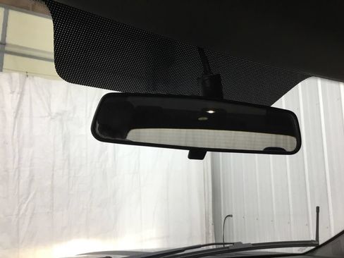 Used 2018 Ford F150 XL w/ Equipment Group 101A Mid AWD/4WD image 16