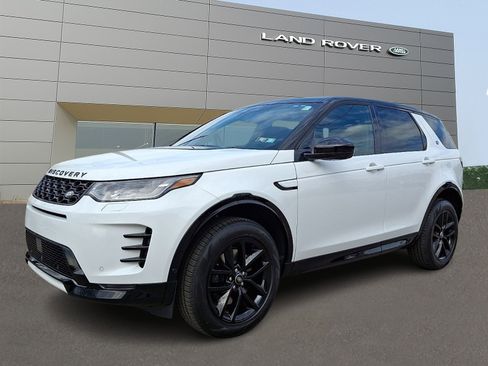 New 2026 Land Rover Discovery Sport Landmark image 1