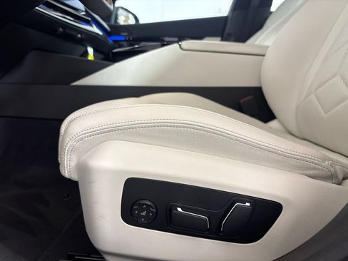 Certified 2026 BMW 530i w/ Premium Package RWD image 26