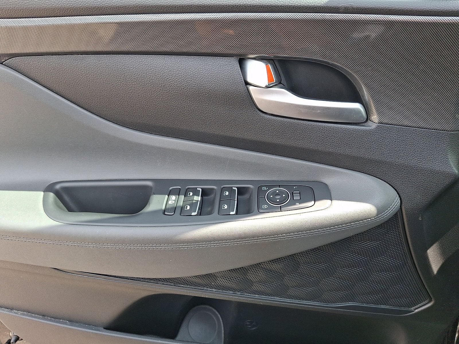 Certified 2023 Hyundai Santa Fe SEL AWD/4WD image 12