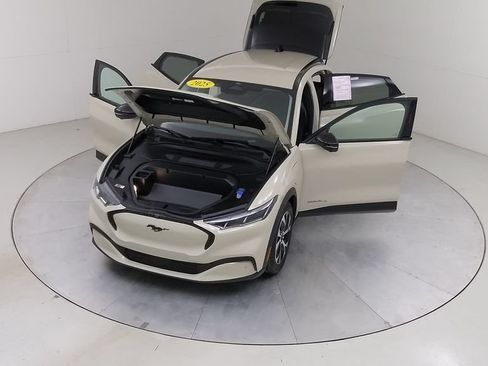 Certified 2025 Ford Mustang Mach-E Select w/ Comfort Package Lite AWD/4WD image 40