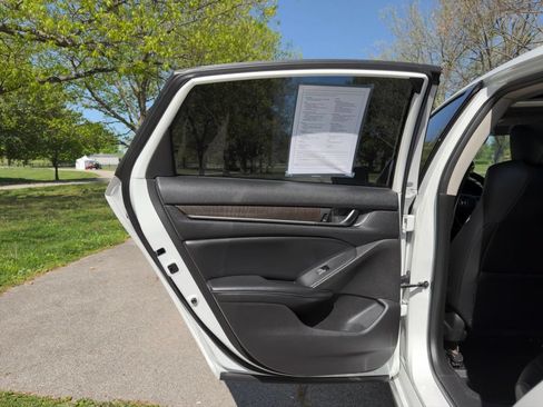 Used 2021 Honda Accord EX-L image 21