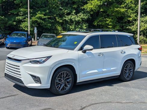 Used 2024 Lexus TX 350 FWD image 3